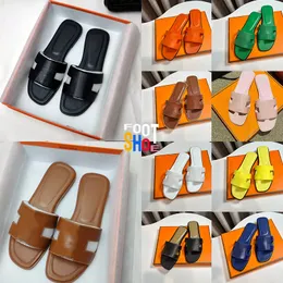 Designer sandaler tofflor låga klackar läder glider chaussure för kvinnor damer sommarskor claquette svart vit brun sandal pantoufle mules storlek 35-42