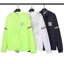 メンズフーディーズスウェットシャツBrowin New Tb Sunscreen Clothing Unisex Reflective Red White and Blue Striped Hooded Coat Chenghao03