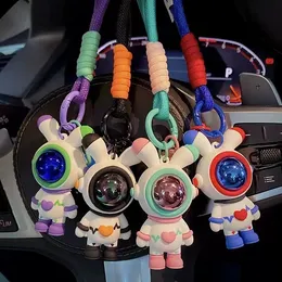 Criativo amor relâmpago coelho chaveiro astronauta personalizado moda chave do carro dos desenhos animados pingente estudante saco pingente