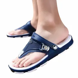 Designer tofflor gummi casual skor zapatos para sandaler pofulove flip-flops strand sandaler sommaren herrskor platt icke-halk mode tofflor