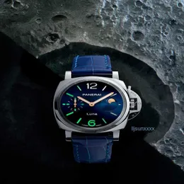 Mens Sports Watch Designer Luxury Watch Panerrais Fiber Automatisk mekanisk klocka Navy Diving Series Hot Selling varor Ytyg