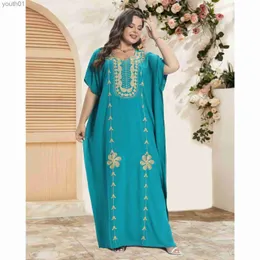 Abiti casual di base Abita tradizionale abito tradizionale Abaya per donne Plus Size Copertura a manica corta caftano caftan a base di caftana YQ240402