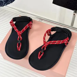 Pantofole in pelle di lusso Scivoli da donna alla moda Vari colori Slip on Scarpe Nuovo marchio Donna All'aperto Spiaggia Comodo Tutti gli abbinamenti Appartamenti pigri