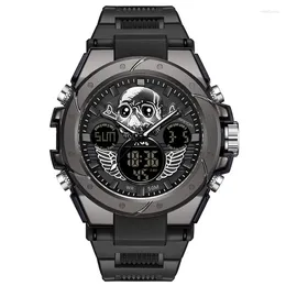 Armbanduhren UTHAI Uhr für Männer Marke Outdoor-Sport Original Stil Schädel Wasserdicht Wecker Männliche Multifunktionale Elektronische Uhren