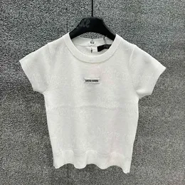 Letras femininas jumper tops de malha camisetas designer de luxo manga curta camisetas volta pérola botões design malhas