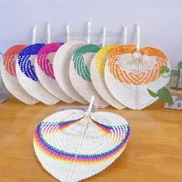 Estatuetas decorativas leque de rattan em formato de pêssego, feito à mão, folhas de palmeira, ventiladores de verão, resfriamento de mão para festa, casamento, acampamento, casa