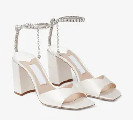 Damen-Designer-Saeda-Sandale/BH, 85 mm, Wildleder-Blocksandale, Kristall-Knöchelriemen-Sandalen, weiße Satin-Leder-Hochzeits-Brautkleid-Pumps, hohe Absätze