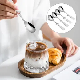 Colheres de 4pcs ferramenta em forma de coração em forma de coração aço inoxidável, mixagem de café de sobremesa não é fácil arranhão