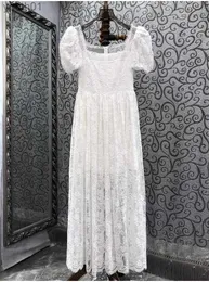 Grundläggande avslappnade klänningar toppkvalitet Nytt 2024 Summer Long Dress Wedding Party Ladies Allover Crochet Lace Brodery Short Sleeve White Maxi YQ240402
