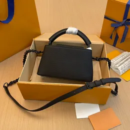 Omuz Çantaları Üst Tasarımcı Crossbody Çantalar Doğu-Batı Mini Çanta Cowhide Deri 10A 1: 1 Ayna Yüksek Kaliteli Zincir Çantası Tuval Çantası WL312