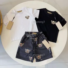 مصمم العلامة التجارية للأطفال مجموعة Toddler Tshirt Baby Set Kids Designer T Shirt 2pics Children Clothing for Girls Boys قميص المسارات.