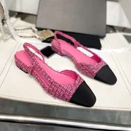 Marka Sandal Tasarımcı Kadınlar İçin Ünlü Sandalet Kadınlar Lüks Düz Sandle Yaz Moda Ayakkabıları Düz ​​Topuklar Renk Eşleştiren Tartan Boyutu 35-43 Sandalyas