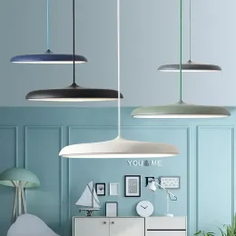 Elevare il tuo spazio con il moderno design artistico UFO Disc LED Piccolo lampadario perfetto per aggiungere un tocco moderno a qualsiasi stanza all'ingrosso