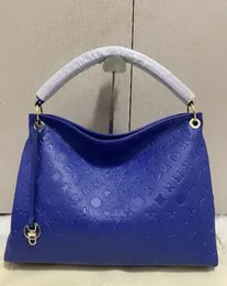 Designväskor präglad blomma stor kapacitet tygsäcken mode sac femme läder kvinnor axelväskor messenger handväska dam handväska kvinnlig ryggsäck shoppingväska