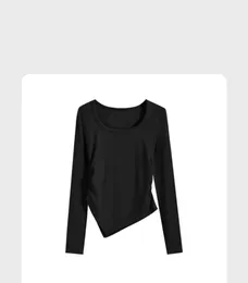 Square necked T-shirt for women's inner wear, spring new slim fit irregular t-shirt, short and unique exquisite top for external wear