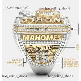 mit Seitensteinen 2022 2023 KC Super Bowl Team Champions Championship Ring mit hölzerner Displaybox Souvenir Männer Fan Geschenk Drop Shipping 489