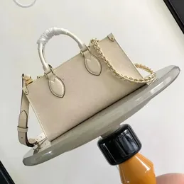 5A Tasarımcı Yüksek kaliteli tasarım lüks yeni kadın omuz çantası kabartmalı haberci çanta moda renk değişikliği inek derisi süslemesi crossbody el tipi çanta