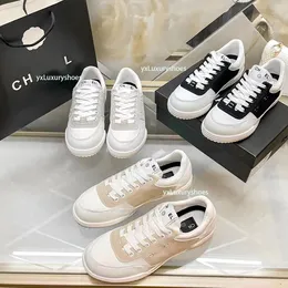 2024SS Designer Paris Novo tênis feminino de primavera/verão Casual Fashion Sneakers impressos de lazer ao ar livre Sapatos de lona feminina de luxo Sapatos de viagem ao ar livre 35-42