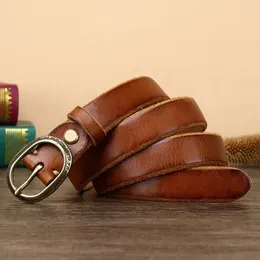Cinture Cintura da donna in pelle di vitello di alta qualità da 2,8 cm con design breve e fibbia in rame