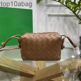 Botteg Venetas Mini 98090 مصمم حلقة Luxury Brown Leather Bag 7a Qulity Size 17*10*6cm جودة عالية