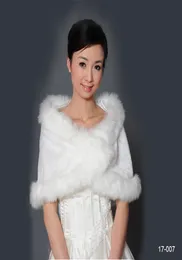 2019 Günstige Winter Kunstpelz Braut Hochzeit Wrap Cape Schal Jacken Mantel Bolero Tippet Stola für Hochzeit Party Auf Lager2375463