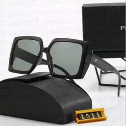 Projektantka Pra i okulary DA Designer ścieżka Przeczytaj próżne okulary przeciwsłoneczne