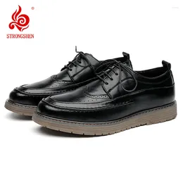 Casual Shoes STRONGSHEN Men Handmade Leather Formal Fashion Brogue Business Oxford Male Walk Chaussure Homme