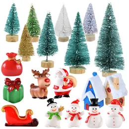 Kits de ornamentos miniaturos de Natal Mini Style Style Style Fatuetas Papai Noel Árvore de Natal Cartoon Cute Desenho de Xmas para Home Garden P 240325
