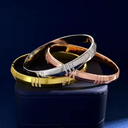 Bangles Hangke1989 para pulseras mujer charme jóias titânio pulseira de aço feminina marca Roman Digital Rhinestone Metal Bracelet