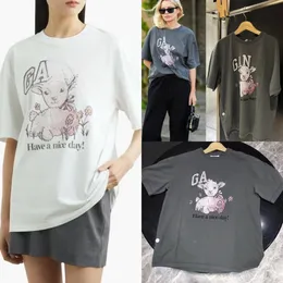 Женские футболки 24, ранняя весна, новая свободная хлопковая футболка с короткими рукавами и цифровой печатью вулканического серого цвета с овцами и круглым вырезом