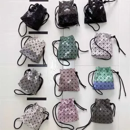 Bolsas de grife para mulheres banda de venda de liberação original fosco japonês jato destramento lingge ombro de água bucha de água de água pequena bloqueio colorido colorido pequeno bright bloqueio