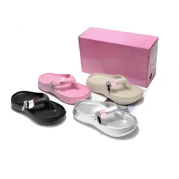 Baixo clássico designer sandálias para mulheres moda luxo puro preto branco rosa espuma chinelos de borracha flip flops tangas sapatos frete grátis