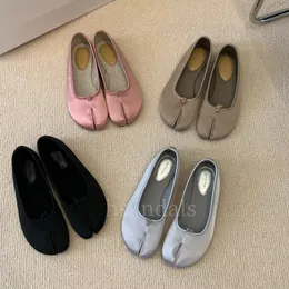 Klänningskor mode split tå lägenheter skor kvinnor märke ballerina ninja tabi mysiga loafers kvinnliga mary jane casual moccasins damer skor mujer storlek 35-39