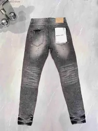 Herren Jeans Lila Marke Denim Jeans Herren Distressed Strtwear Mode Slim Paint Graffiti Beschädigte Ripped Hip Hop Jean Hosen T240402
