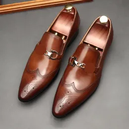 Stivali Oxford Man con scarpe in pelle, scarpe eleganti, appuntite, stile inglese.Realizzato in pelle pura, vestito, intagliato, sposato, taglia 46