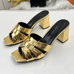 Summer Women Chunky Heel Kaptery Designer Start Wysokiej jakości klasyczny model Kobiety Kobiety Sexy Braid Cross Związany na zewnątrz sukienki Muły Kobiety wysokie pięcie Kapcieczki