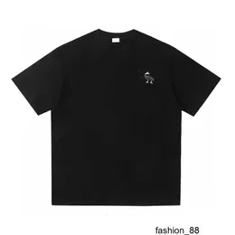 Designer High Edition 24 Yeni Lüks Moda Luo Ailesi Gevşek Baskı İnci Tavuk Nakış Erkek ve Kadın Çift Aynı Kısa Kollu T-Shirt B1WV