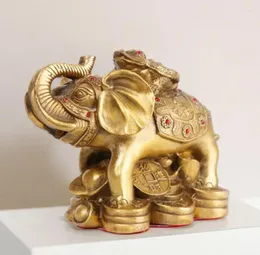 Dekorativa figurer Mässing Elephant Top Treasure Three Legged Golden Toad Home Decoration Ornament