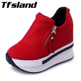 Wanderschuhe Tfsland Frauen High Heel Wedge Swing Höhe zunehmende interne Reißverschluss Niet Pumps Damen Stiletto Sneakers