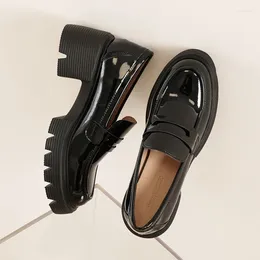 Elbise Ayakkabı Siyah Yüksek Topuk Kalın Sole Loafers Bayanlar Marka Tasarımcısı Retro Slip-On Kadınlar İçin Yuvarlak Toe Office Zapatos de Mujer