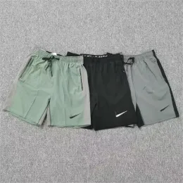 Pantaloncini da uomo Pantaloncini firmati da bagno Nuovi Pantaloni da spiaggia da uomo Basket Tennis Pantaloni sportivi da esterno Pantaloncini da spiaggia da uomo corti ad asciugatura rapida Taglie forti M-3XL