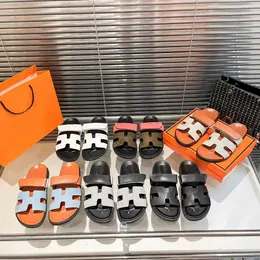 Designer-Schuhe, zweite Onkel-Hausschuhe für Frauen, die am Strand echtes Leder mit dicker Sohle und Klettverschluss-Sandalen tragen