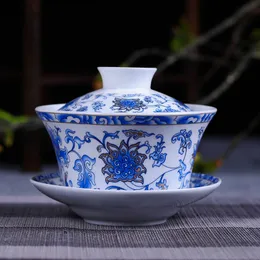 Set da tè kung fu blu e bianco antico in ceramica di Jingdezhen tre grandi talenti Set di tazze da tè diretto in fabbrica in porcellana bianca con coperchio