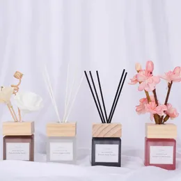 NEW 2024 1pcs White/Pink/Brown/Grey/Blue/Green 100ml Square Reed Diffuser Empty Bottle with Wooden Cap Unleaded New Material Vases100ml For