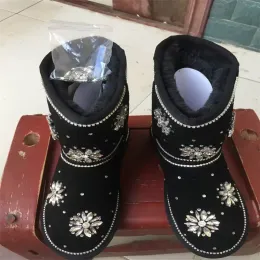 Botas tudo o inverno e botas de caxemira quentes Rhinediamond Flowers Handmade Fur Onepiece Boots Feminino Grande Tamanho 3544
