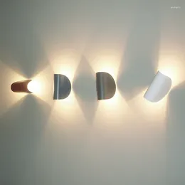 Lampa ścienna LED Nordic Rotating Light Creative Osobowość sypialnia nocna salon dekoracje sztuki sconce oprawy