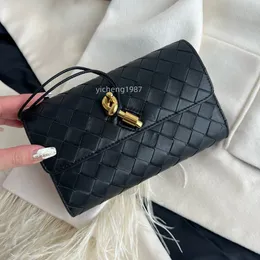 10a Top-nivå Replikeringsdesigner Andiamo Clutch Bag 19cm Kvinnor Handväska Plånbok Intreciato Cowhide Leather Weaving Purse Fashion Evening Bag Gratis frakt VV083