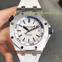 Lastest AP Wrist Watch Oak Offshore Series 15710st OO A010CA.01 Vit platta Precision Stål Mens Sport och Leisure Mechanical Watch