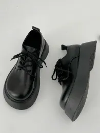 Lägenheter skor kvinna lägenheter trösklar plattform casual kvinnliga sneakers oxfords modis allmatch brittisk stil klänning creepers new läder cross 2