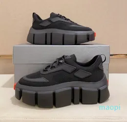 2024 Top Luxury Designer Men Casual Shoes White Black Heat-bonded Rubber Platform Sole Trainer Soft Mesh Net side Wholesale Skateboard Trainers